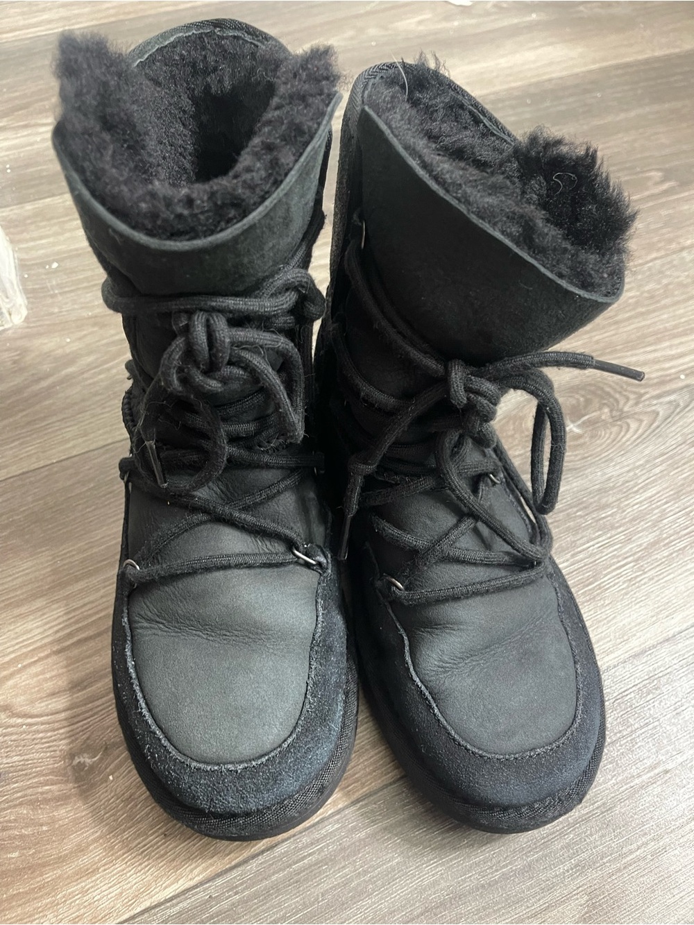 UGG Kids Black Lace-Up Fleece-Lined Boots